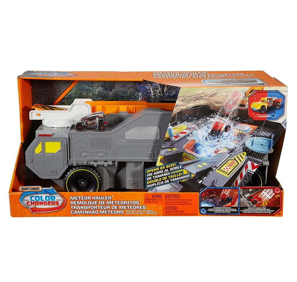 Mattel Matchbox® Color Changers Meteor Hauler® Play Set DWR19